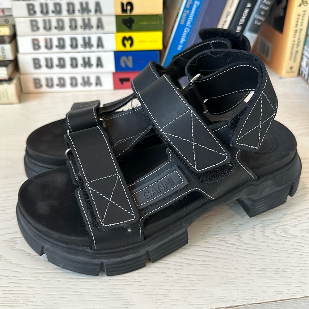 Ganni Sandals size 36 in good condition, cleaning out my closet.